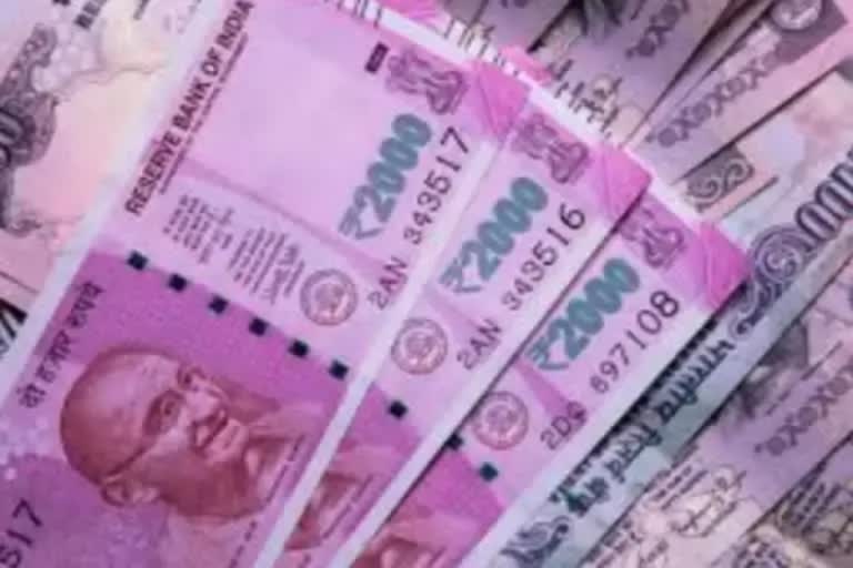Bank Manager Sends 2.69 cr money to wife's account: goes missing