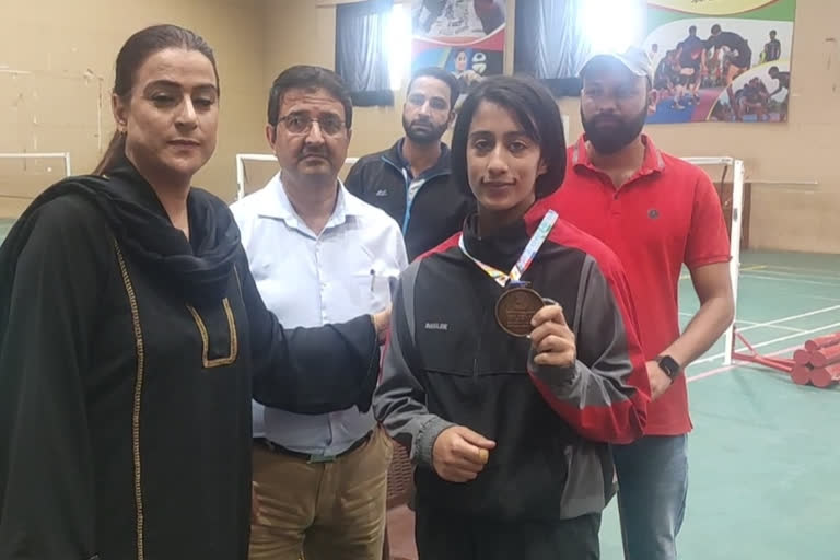 Another golden girl from Kashmir; Kaifa Shah wins gold in nationals