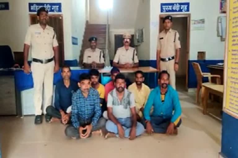जांजगीर में फरार शिकारियों की गिरफ्तारी