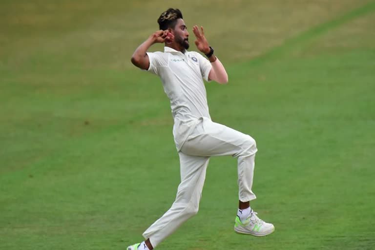 Mohammed Siraj takes fifer on County debut for Warwickshire against Somerset