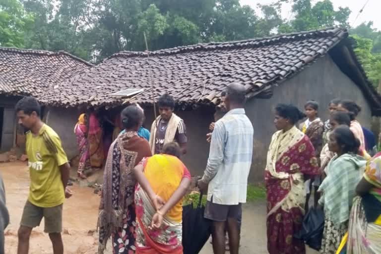 Old couple died in Gumla