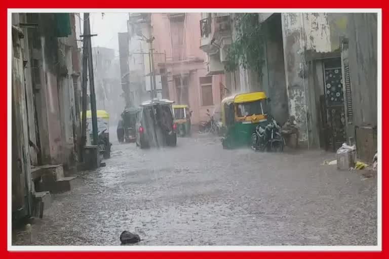 વરસાદને કારણે મોરબીમાં જીલ્લાની પ્રાથમિક શાળાઓમાં રજા જાહેર