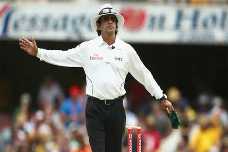 Former pakisthan umpire died