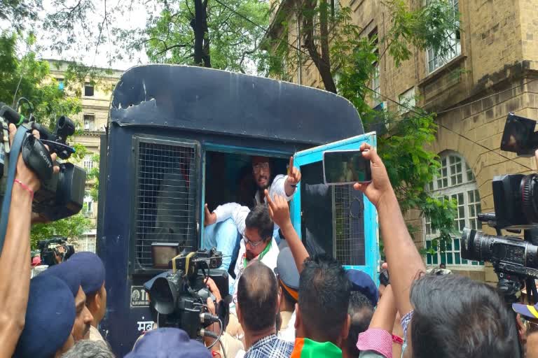 police caught  NCP leaders  before protest