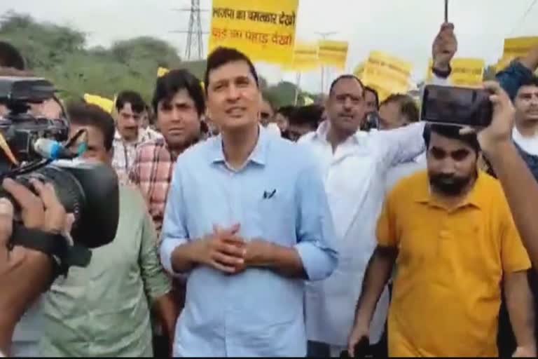 Saurabh Bhardwaj visited Okhla landfill site