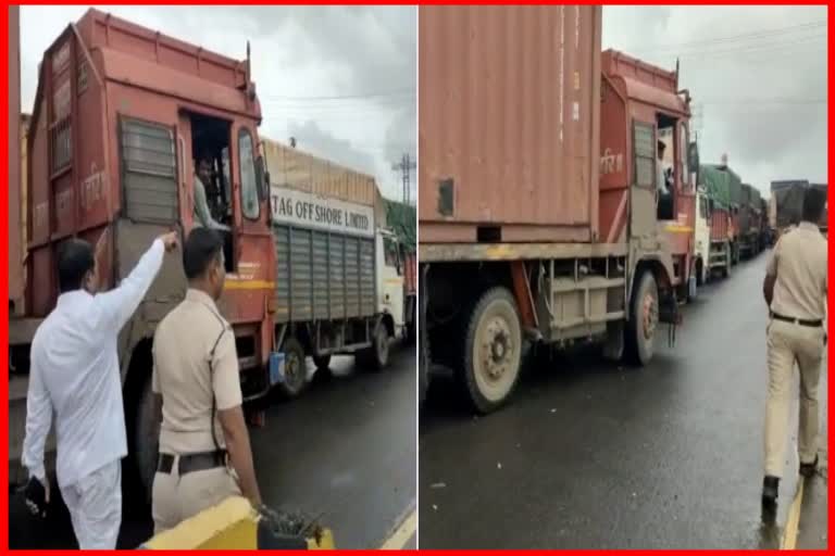 Traffic jam at Padgha toll booth