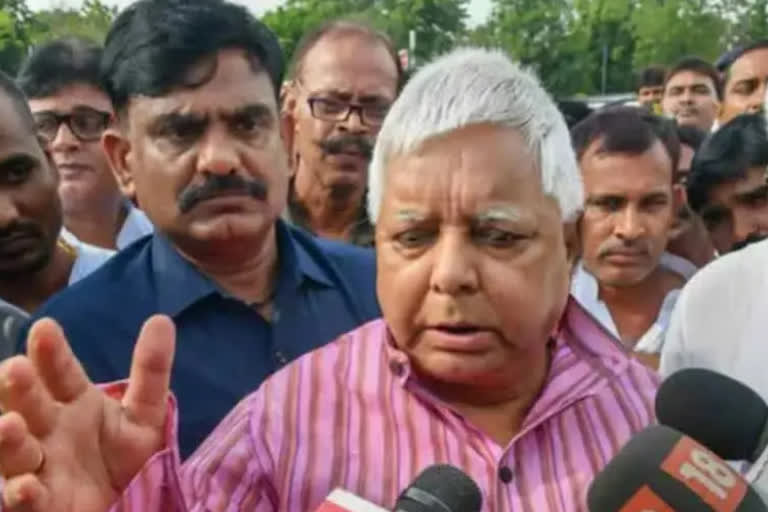 decks-cleared-for-lalu-prasad-yadav-visit-to-singapore-for-treatment