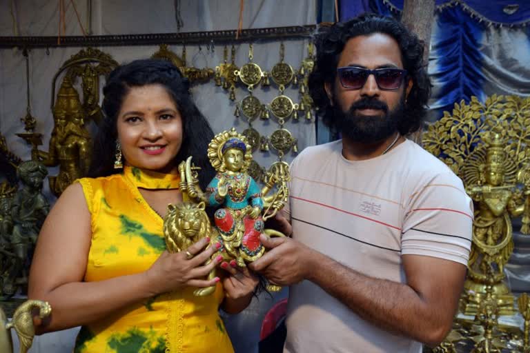 actress shubha poonja inaugurated Souk Market