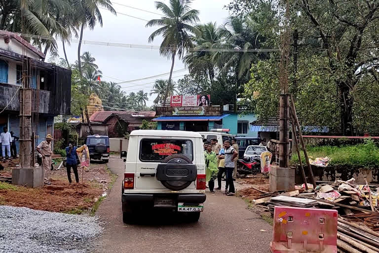 Officials stop construction of Mahadwara and Tippudwara in Uttara Kannada