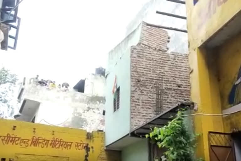 Seven injured two feared trapped in Northeast Delhi Gokulpuri area house collapse