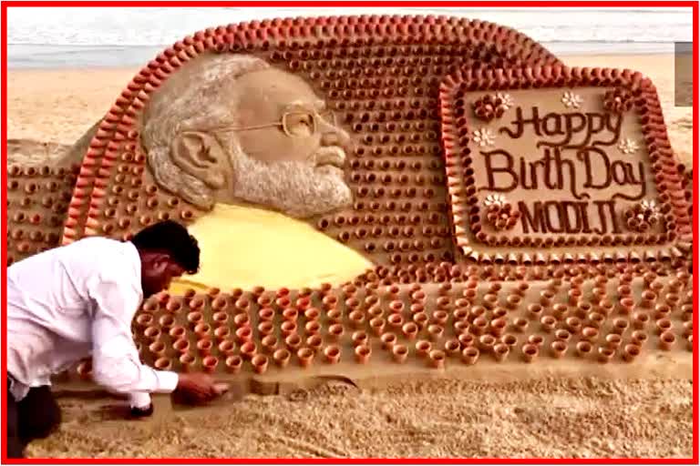 Sand Artist Sudarshan Patnaik Wishing PM Modi