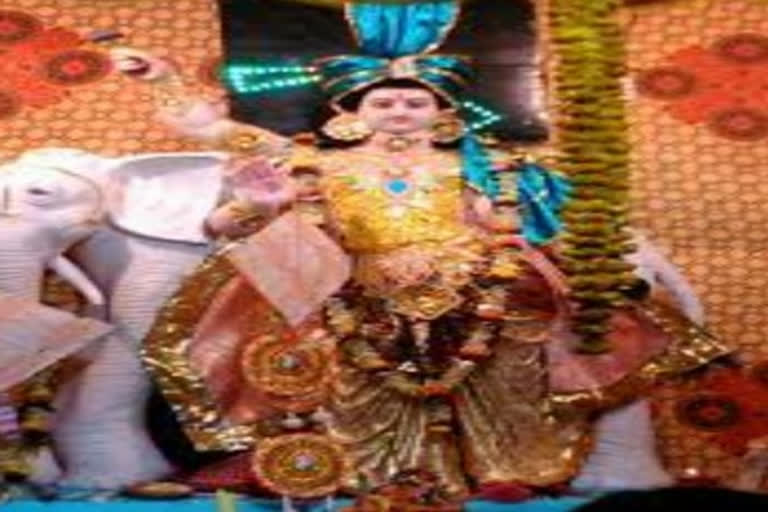 Covid situation affects glory of Kolkata Vishwakarma Puja