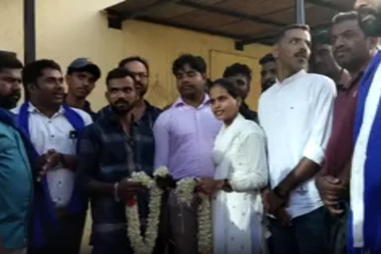 Hindu-Muslim couple gets married after Bajrang Dal activists objected claiming 'Love Jihad'