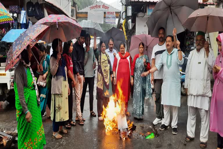 Uttarkashi sangharsh samiti protest continued for third day