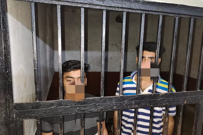 two arrested in hustle on elevated road case