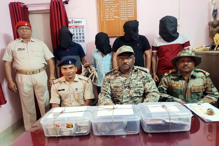 Four people including CRPF jawan arrested with illegal opium in Chaibasa