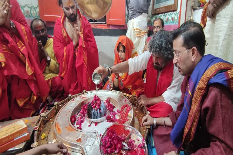 Mahesh Manjrekar performed rituals Mangal Dosh