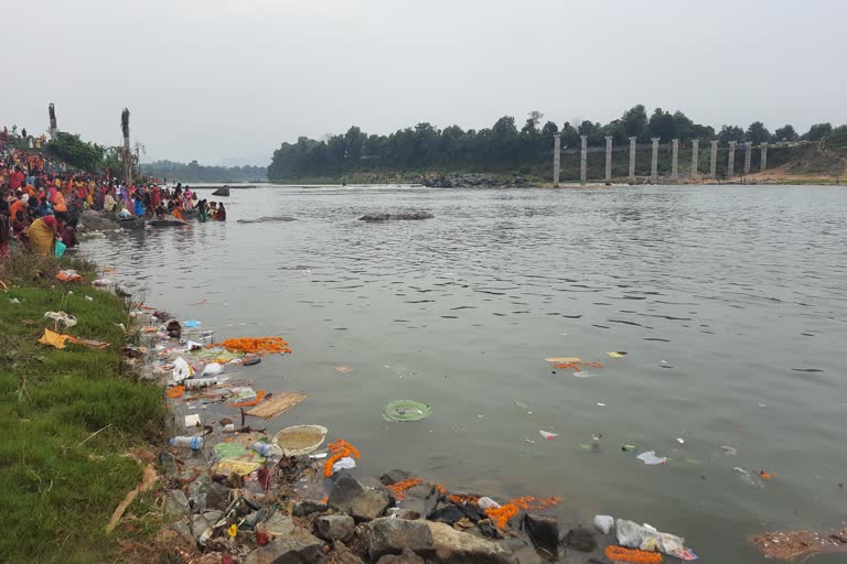 Child died due to drowning in Swarnrekha river in Jamshedpur