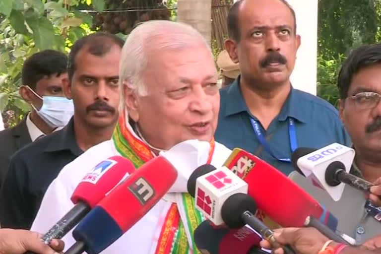 Kerala Governor shares with media video clip of 2019 heckling incident