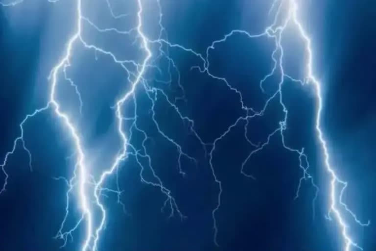 Death due to lightning in Surajpur