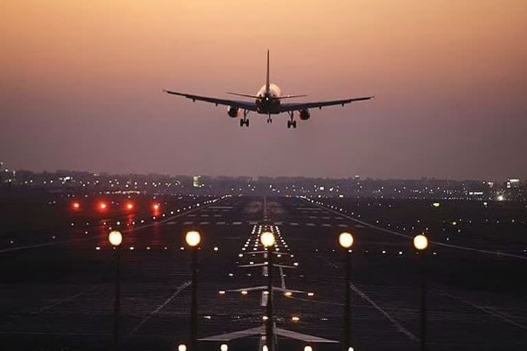 in-24-hours-mumbai-airport-handles-record-130-374-passengers-highest-since-covid-pandemic