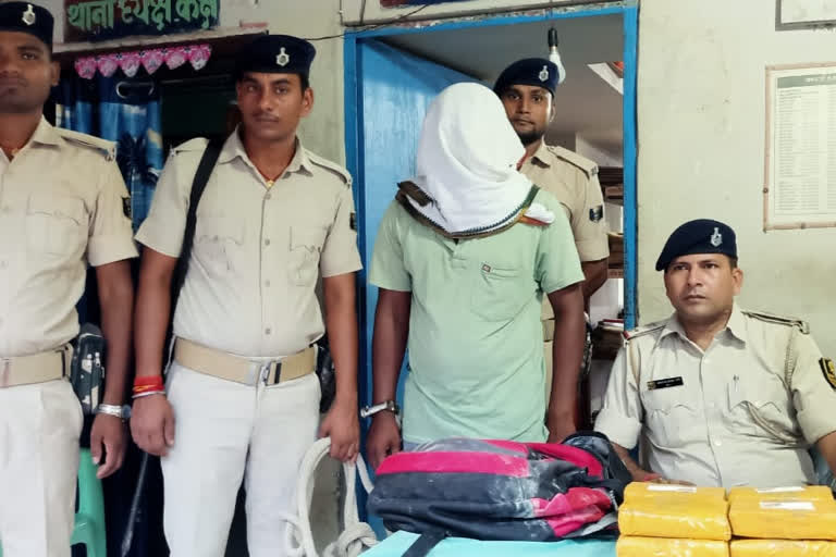 One arrested with two crore charas in motihari