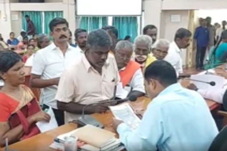 Tamil Nadu: Wife sells property after obtaining death certificate of her alive husband