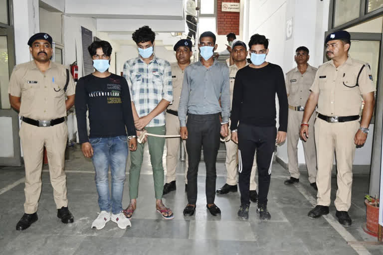 Dehradun Police arrested 4 accused in theft case