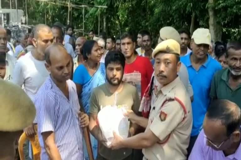 Assam Police distributes food items in Nalbari