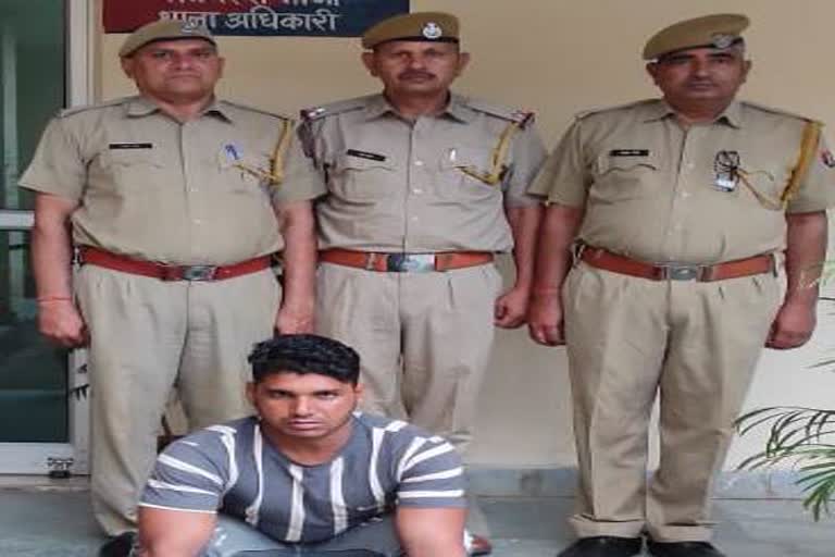 पुलिस के हत्थे चढ़ा हत्यारा