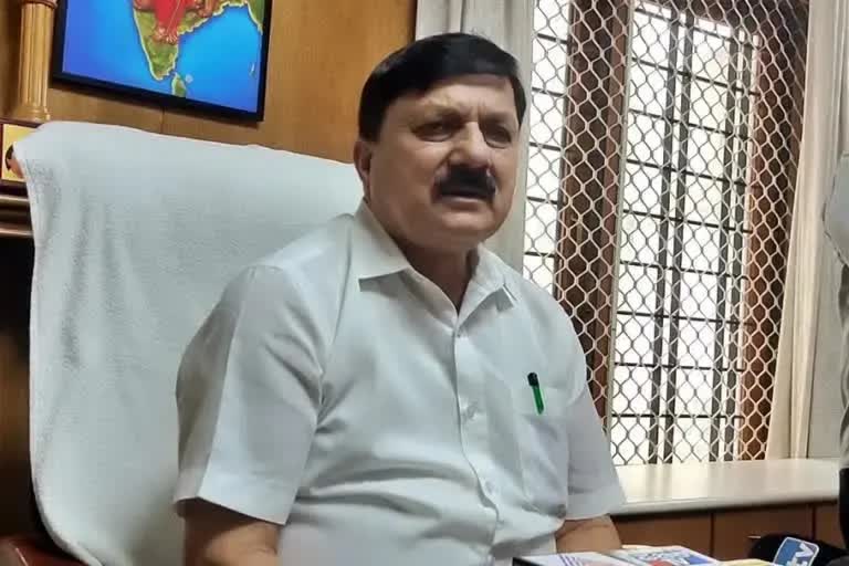 Home Minister Araga Jnanendra