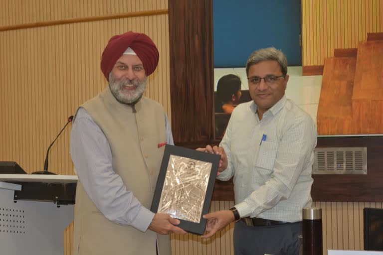 (IIT Indore Lecture by Manjeev Singh Puri