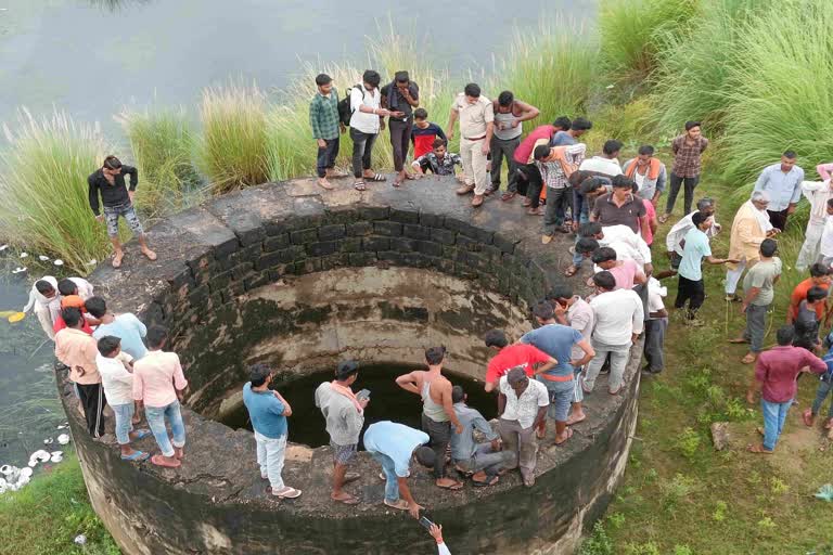 कुएं में मिला लापता युवक का शव