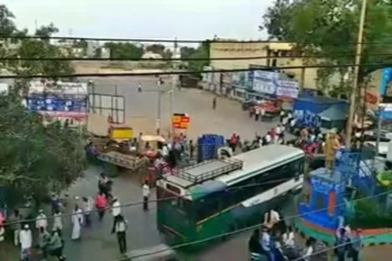 rtc-bus-stand-closed-in-andhra-pradesh-for-non-payment-of-rent