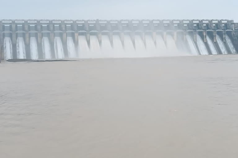 Bargi Dam Overflow