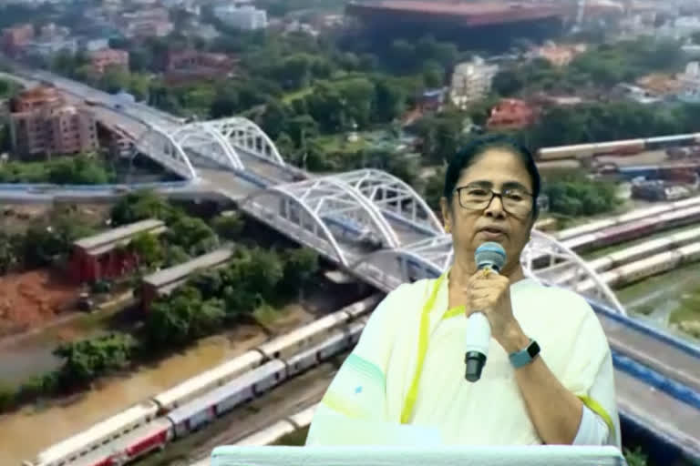 mamata-banerjee-inaugurates-reconstructed-tala-bridge