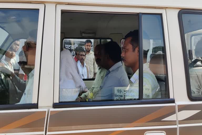 Patwari arrested for taking bribe in Dhamtari