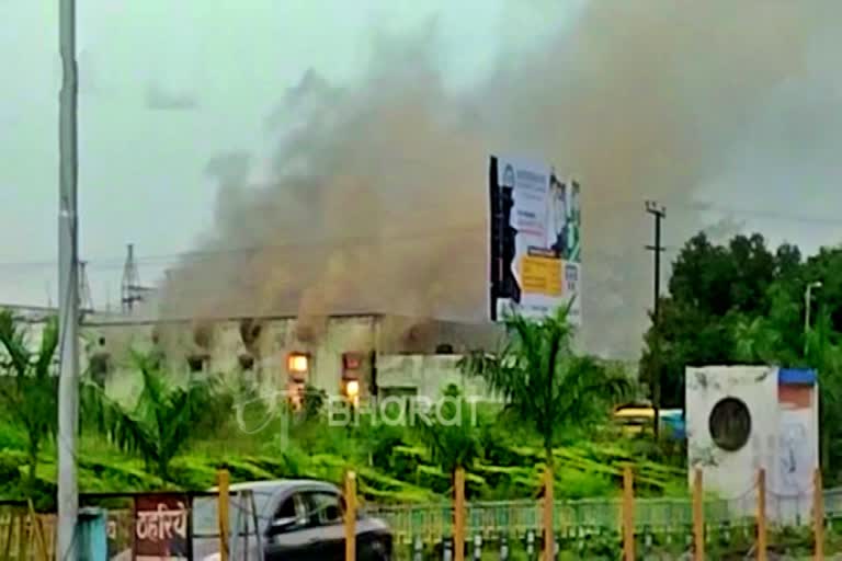 Etv BharatMassive fire breaks out at BHEL sub-station, no causalities reported
