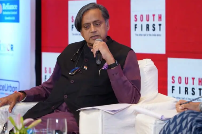 Shashi Tharoor collected nomination forms  Congress president poll  Shashi Tharoor  Congress president poll Shashi Tharoor  തരൂര്‍ മത്സരിക്കും  അധ്യക്ഷ തെരഞ്ഞെടുപ്പിനുള്ള നാമനിർദേശ പത്രിക  ശശി തരൂരിന്‍റെ പ്രതിനിധി  Tharoors close aide Aalim Javeri  Shashi Tharoor got the nomination forms  AICC presidential poll