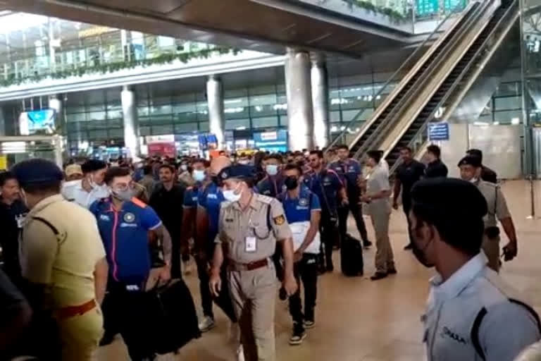 India Australia players reached Hyderabad