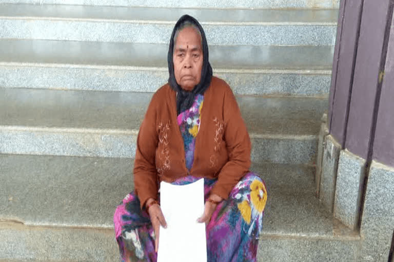 Abandoned 75-year-old mother of 11 seeks euthanasia in Karnataka