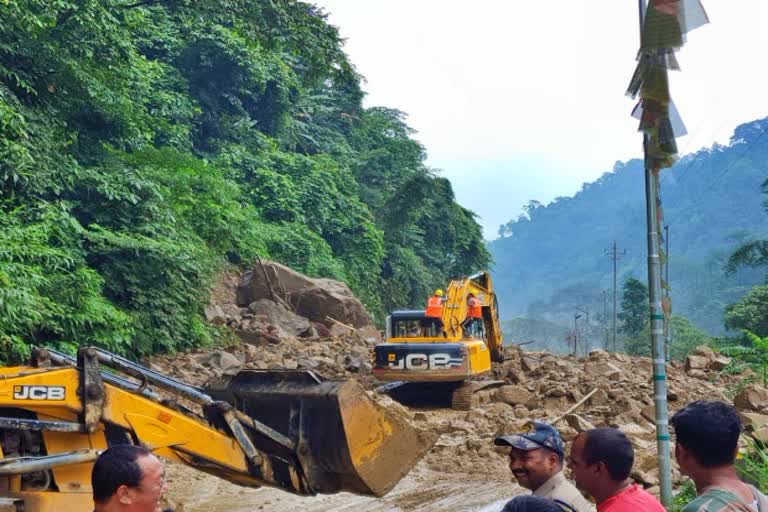 Massive Landslide in Tippi Falls area