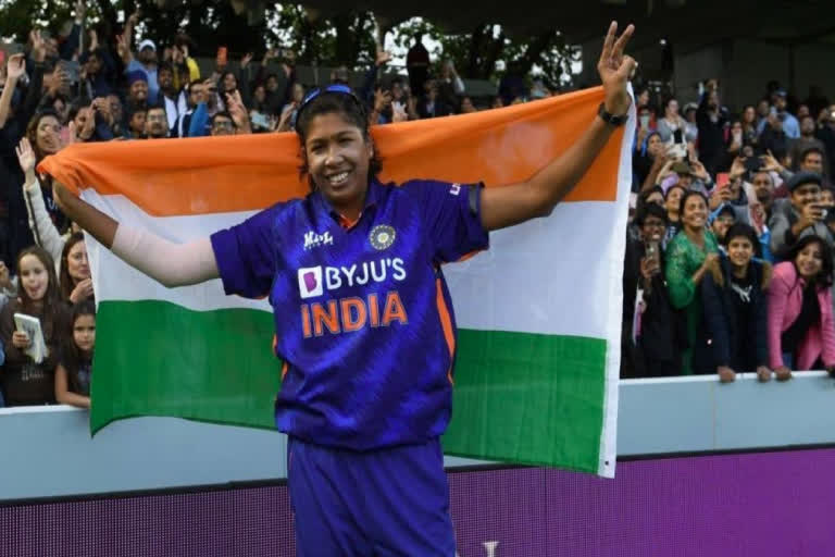 Jhulan Goswami Express Her Gratitude for All Supports