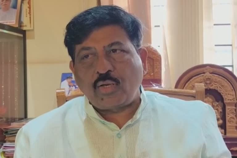 Minister Murugesha Nirani