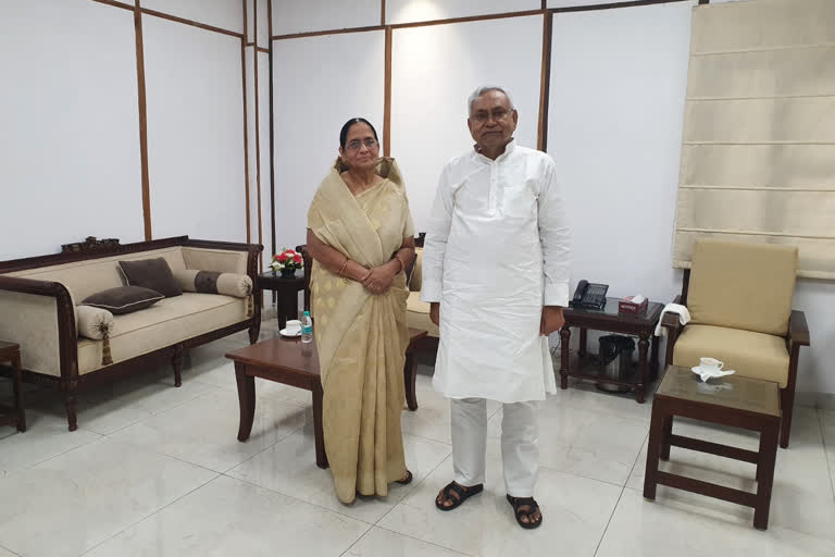 CM Nitish Kumar met Apna Dal President Krishna Patel