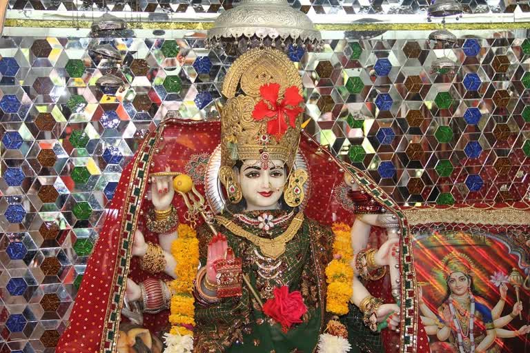 navratri-2022-day-2-puja-vidhi-and-bhog-to-offer-goddess-brahmacharini