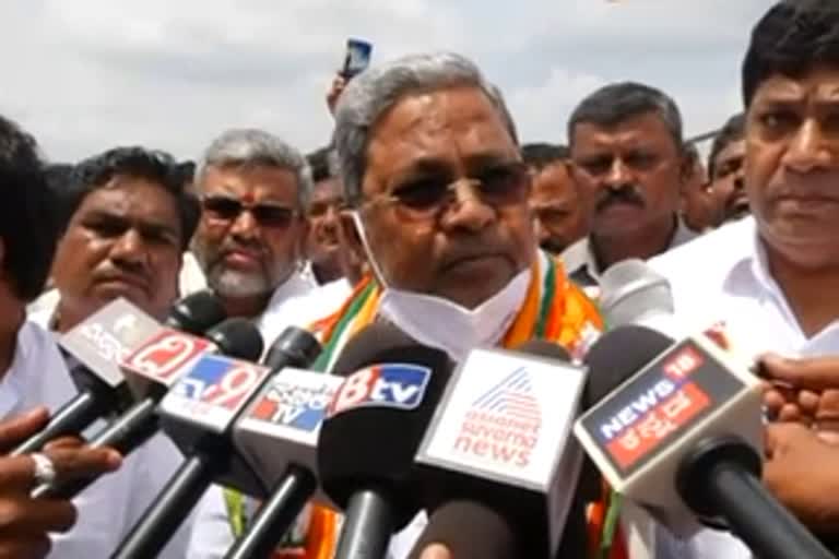 what-is-the-relation-between-caste-and-corruption-asks-ex-cm-siddaramaiah