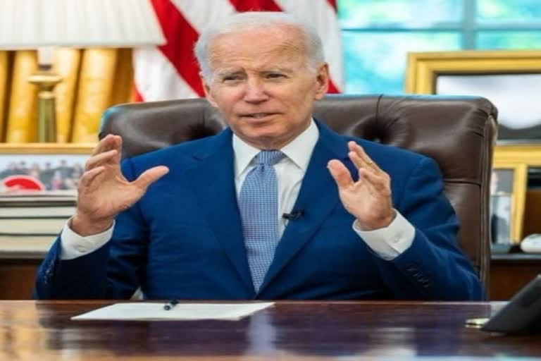 Biden keeps US target for refugee admissions