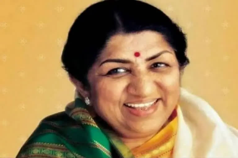 PM Modi pays tributes to Lata Mangeshkar