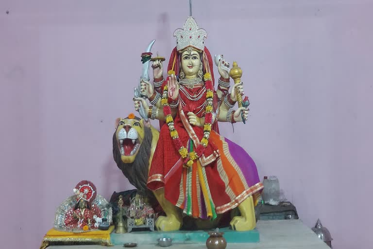 Navratri fifth day Maa Skandmata